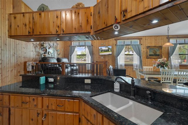 10990 W SEMINOLE PLACE, Homosassa, FL 34448