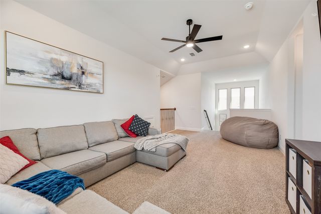 561 Randys Way, Pilot Point, TX 76258