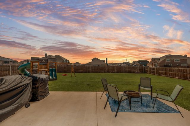 561 Randys Way, Pilot Point, TX 76258