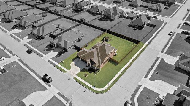 561 Randys Way, Pilot Point, TX 76258