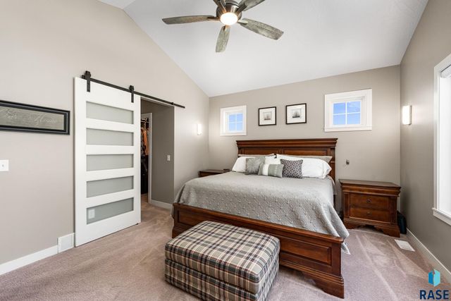 2905 W 77th St Street, Sioux Falls, SD 57108