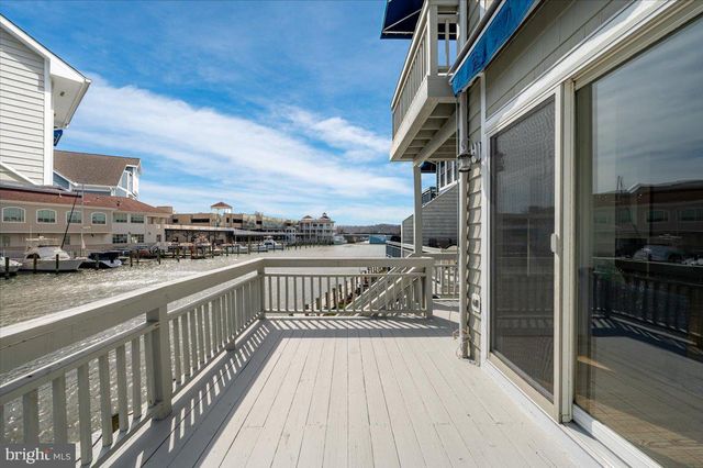 8047 WINDWARD KEY DR, Chesapeake Beach, MD 20732