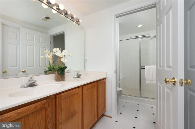 8047 WINDWARD KEY DR, Chesapeake Beach, MD 20732