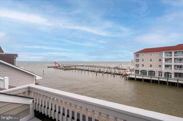8047 WINDWARD KEY DR, Chesapeake Beach, MD 20732