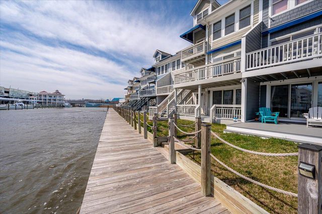 8047 WINDWARD KEY DR, Chesapeake Beach, MD 20732
