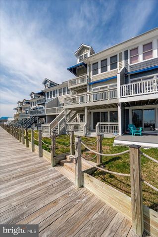 8047 WINDWARD KEY DR, Chesapeake Beach, MD 20732