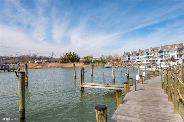 8047 WINDWARD KEY DR, Chesapeake Beach, MD 20732