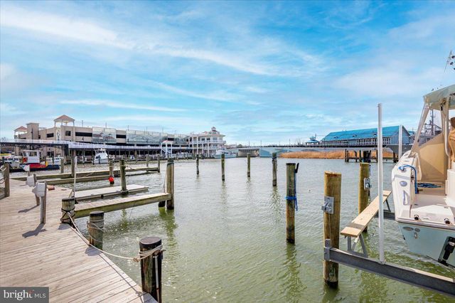 8047 WINDWARD KEY DR, Chesapeake Beach, MD 20732