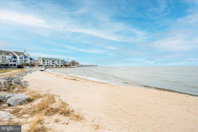 8047 WINDWARD KEY DR, Chesapeake Beach, MD 20732