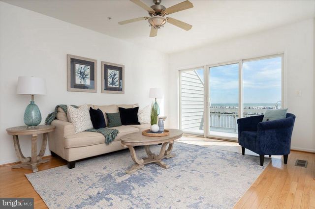 8047 WINDWARD KEY DR, Chesapeake Beach, MD 20732