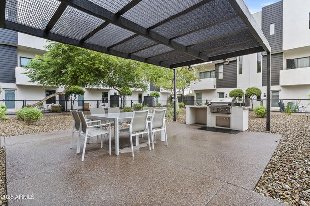 325 E Coronado Road Unit 8, Phoenix, AZ 85004