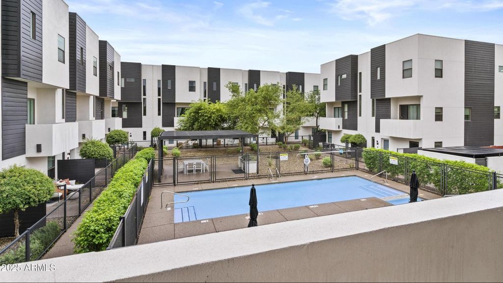 325 E Coronado Road Unit 8, Phoenix, AZ 85004