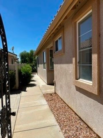 615 Brooklawn Drive, Banning, CA 92220