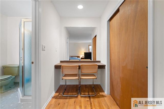 8 Liberty Lane, Franklin, NJ 08873