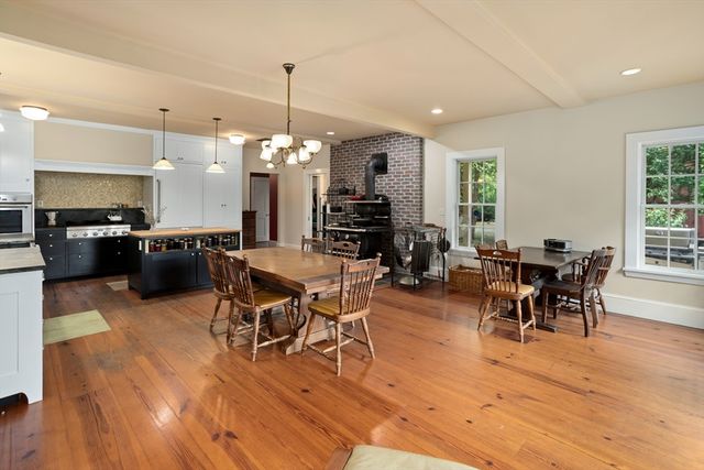 244 Lincoln Rd, Lincoln, MA 01773