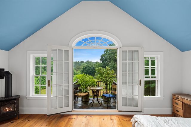 244 Lincoln Rd, Lincoln, MA 01773