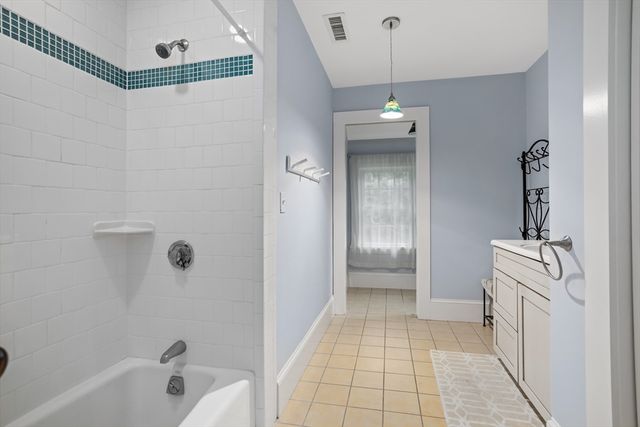 244 Lincoln Rd, Lincoln, MA 01773