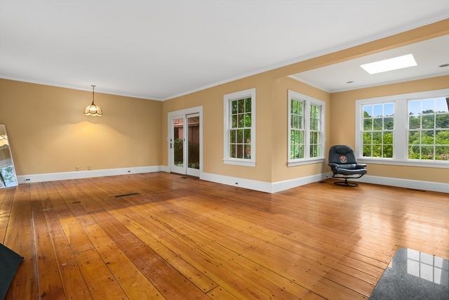 244 Lincoln Rd, Lincoln, MA 01773
