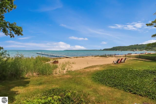 2175 N US-31 N, Traverse City, MI 49686