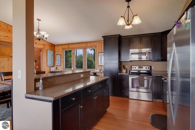 2175 N US-31 N, Traverse City, MI 49686