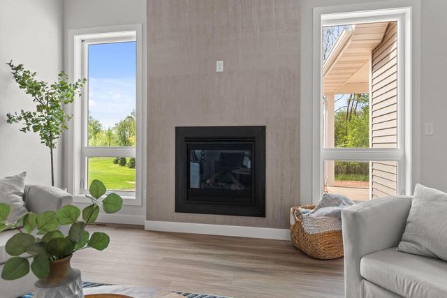 W5995 WOODLAND ROAD, Menasha, WI 54952