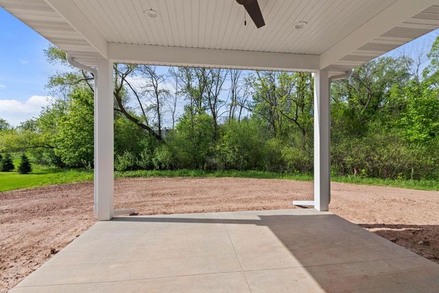 W5995 WOODLAND ROAD, Menasha, WI 54952