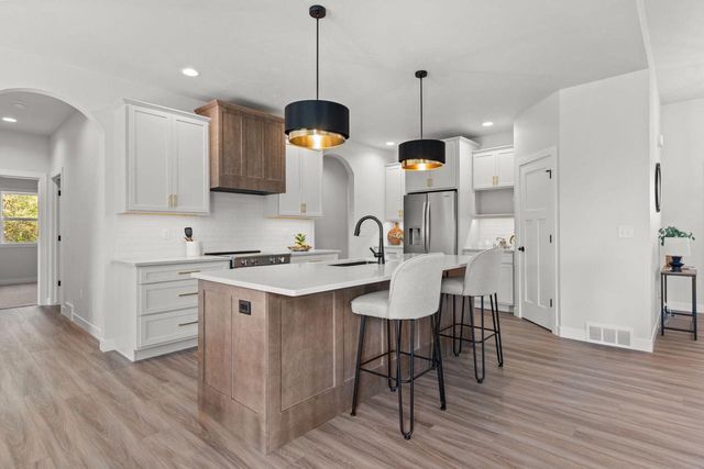 W5995 WOODLAND ROAD, Menasha, WI 54952