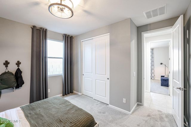 17920 W MONTANA DE ORO Drive, Surprise, AZ 85387