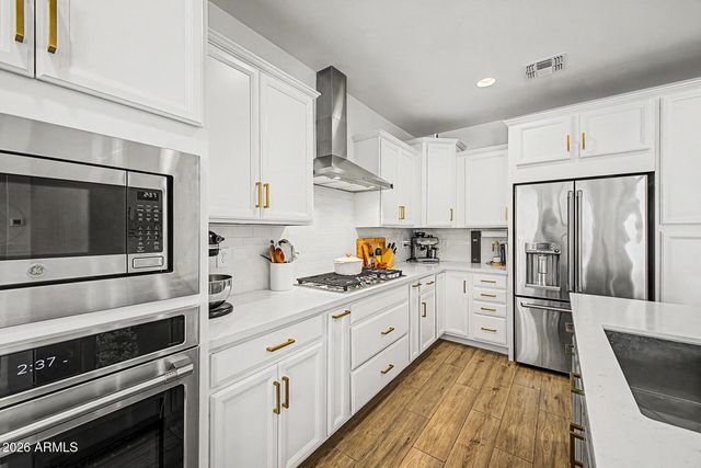 1876 S HUISH Drive, Gilbert, AZ 85295