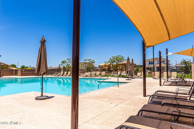 1876 S HUISH Drive, Gilbert, AZ 85295