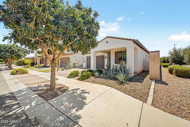 1876 S HUISH Drive, Gilbert, AZ 85295