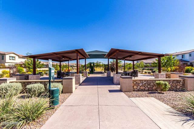 1876 S HUISH Drive, Gilbert, AZ 85295