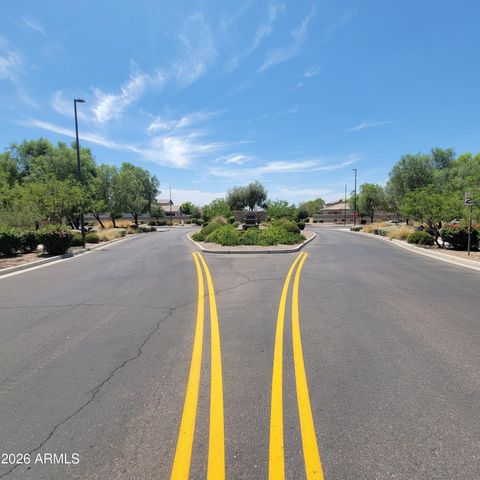 1876 S HUISH Drive, Gilbert, AZ 85295