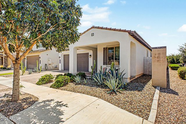 1876 S HUISH Drive, Gilbert, AZ 85295