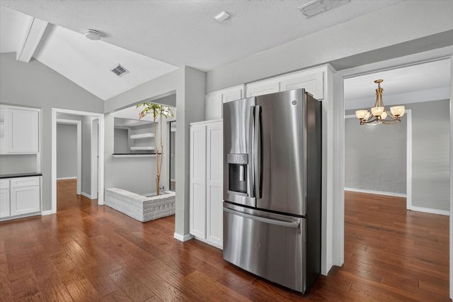 3001 Cross Bend Road, Plano, TX 75023