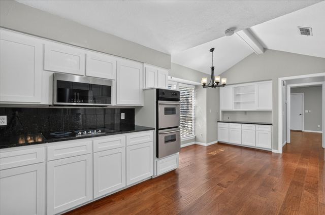 3001 Cross Bend Road, Plano, TX 75023