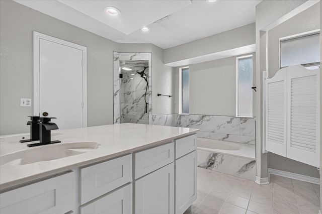 3001 Cross Bend Road, Plano, TX 75023