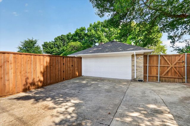 3001 Cross Bend Road, Plano, TX 75023
