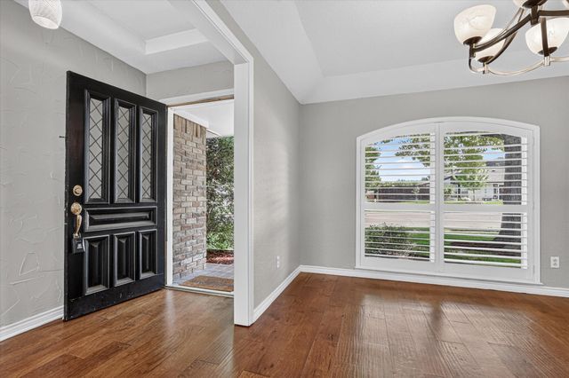3001 Cross Bend Road, Plano, TX 75023