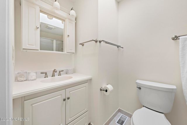 30 Crest Drive, Little Silver, NJ 07739