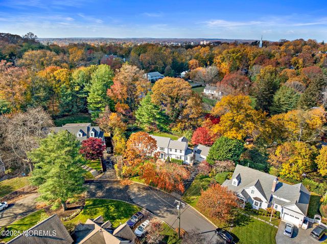 30 Crest Drive, Little Silver, NJ 07739