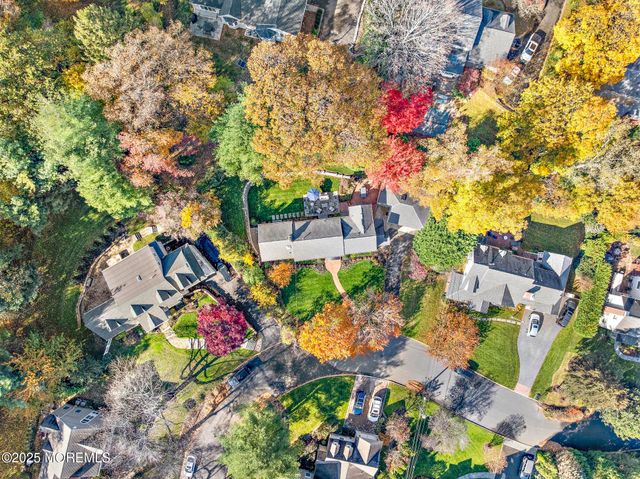 30 Crest Drive, Little Silver, NJ 07739