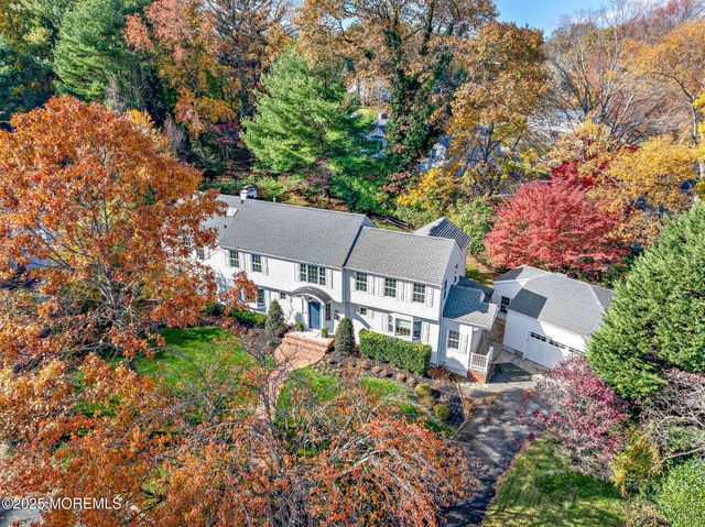 30 Crest Drive, Little Silver, NJ 07739