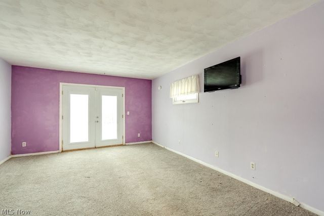 2712 Ridge Avenue SE, Warren, OH 44484