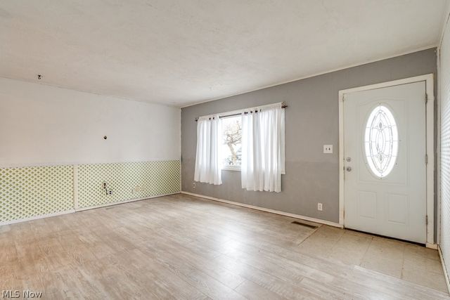 2712 Ridge Avenue SE, Warren, OH 44484