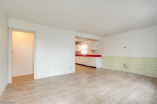 2712 Ridge Avenue SE, Warren, OH 44484