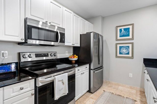 255 Evernia Street 306, West Palm Beach, FL 33401