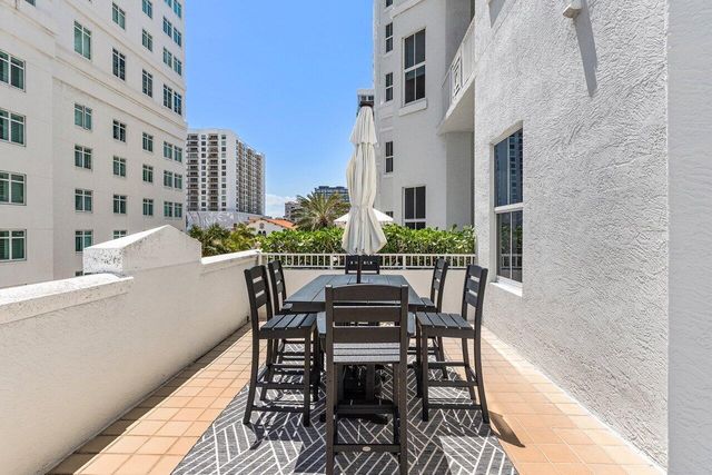 255 Evernia Street 306, West Palm Beach, FL 33401