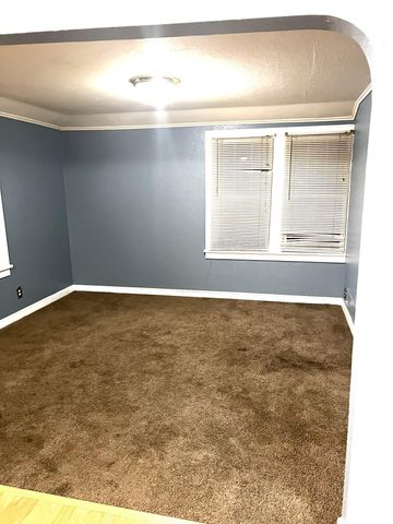 1095 Maryland Avenue E, Saint Paul, MN 55106