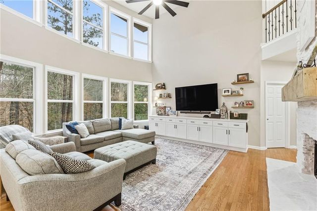 1122 Flagstone Way, Acworth, GA 30101